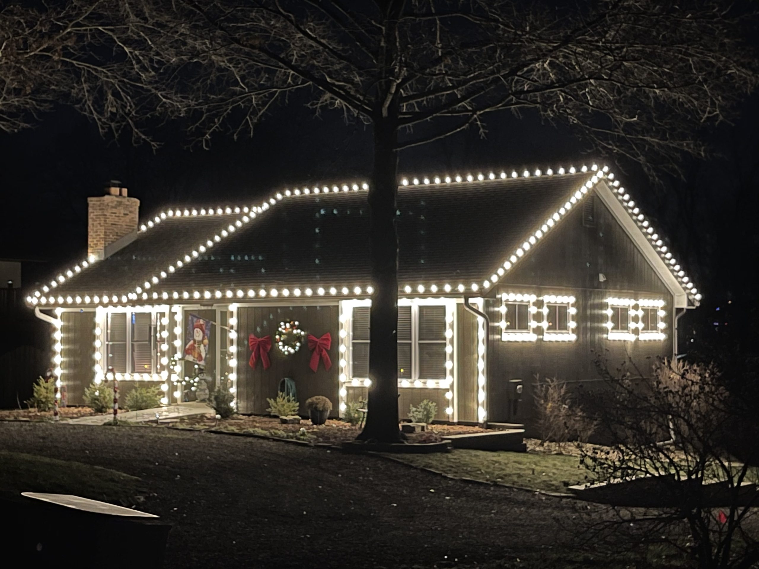 Christmas lighting installation Kansas City